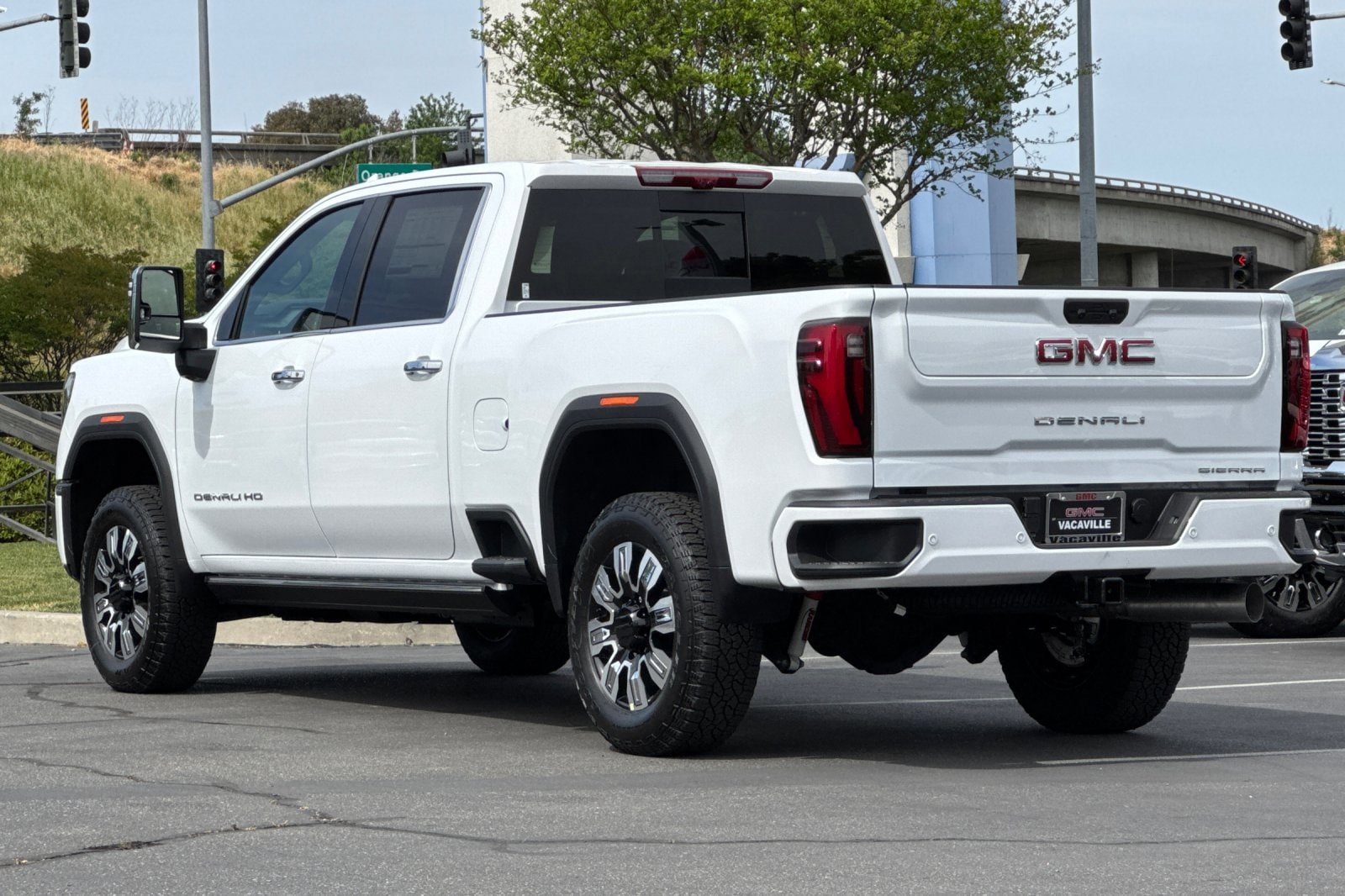 2026 GMC Sierra 2500 HD Denali photo 6