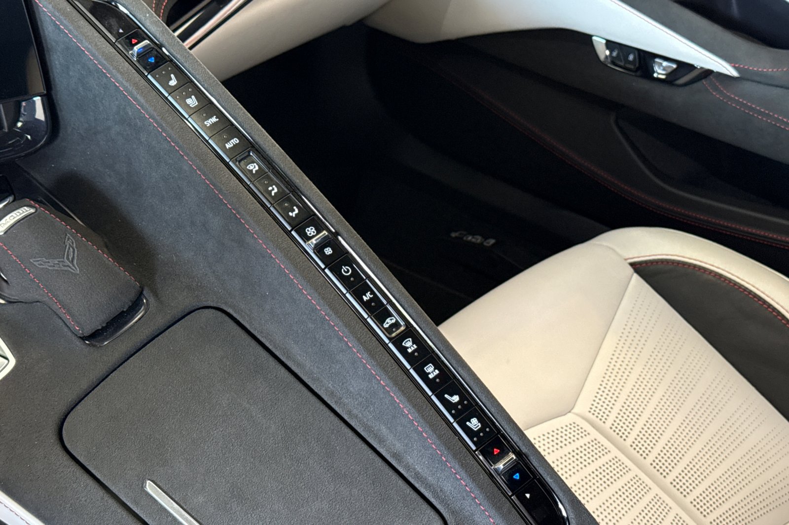2023 Chevrolet Corvette 3LT - Photo 23