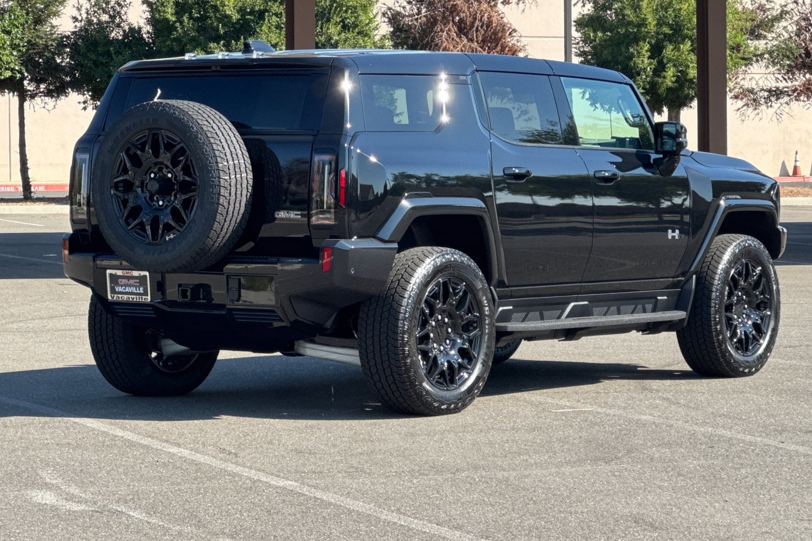 2026 GMC HUMMER EV SUV 2X photo 4