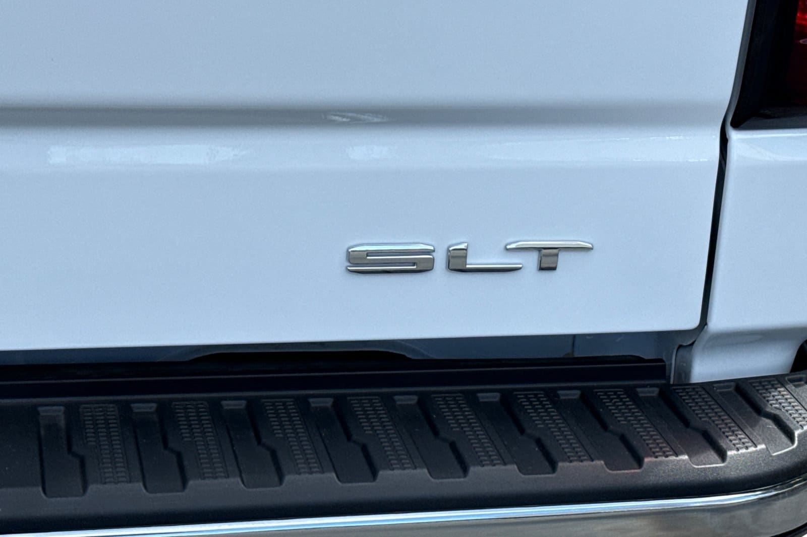 2026 GMC Sierra 1500 SLT - Photo 27