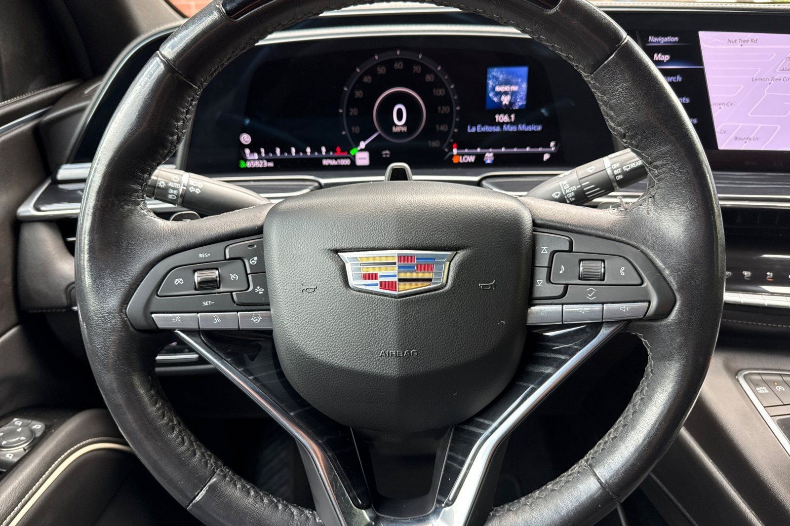 2024 Cadillac Escalade Sport - Photo 30