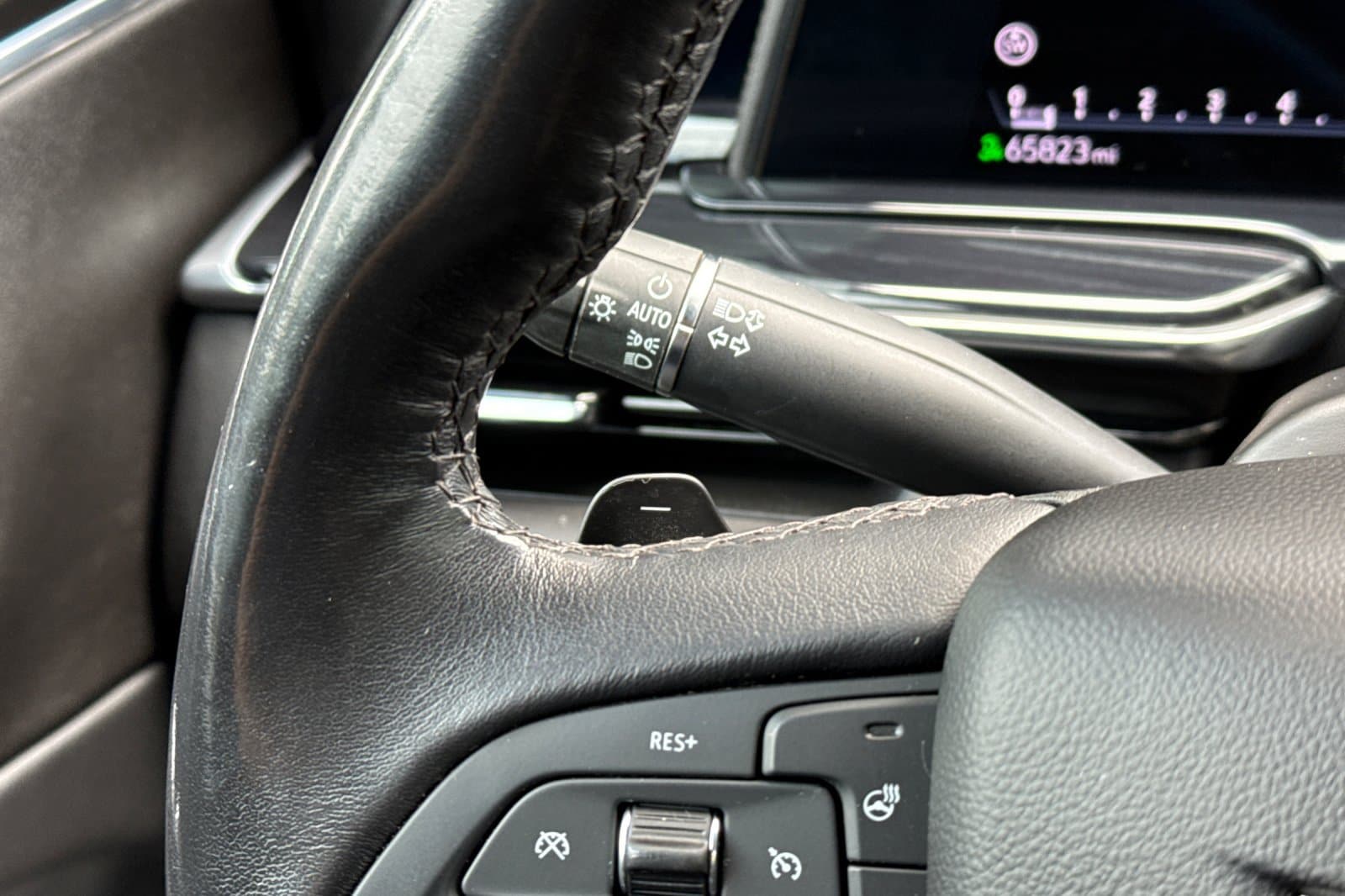 2024 Cadillac Escalade Sport - Photo 33