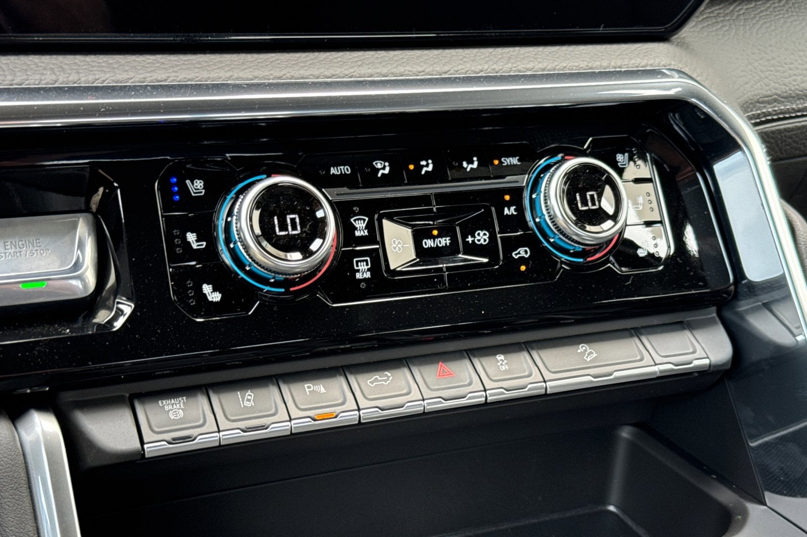 2026 GMC Sierra 2500HD Denali - Photo 21
