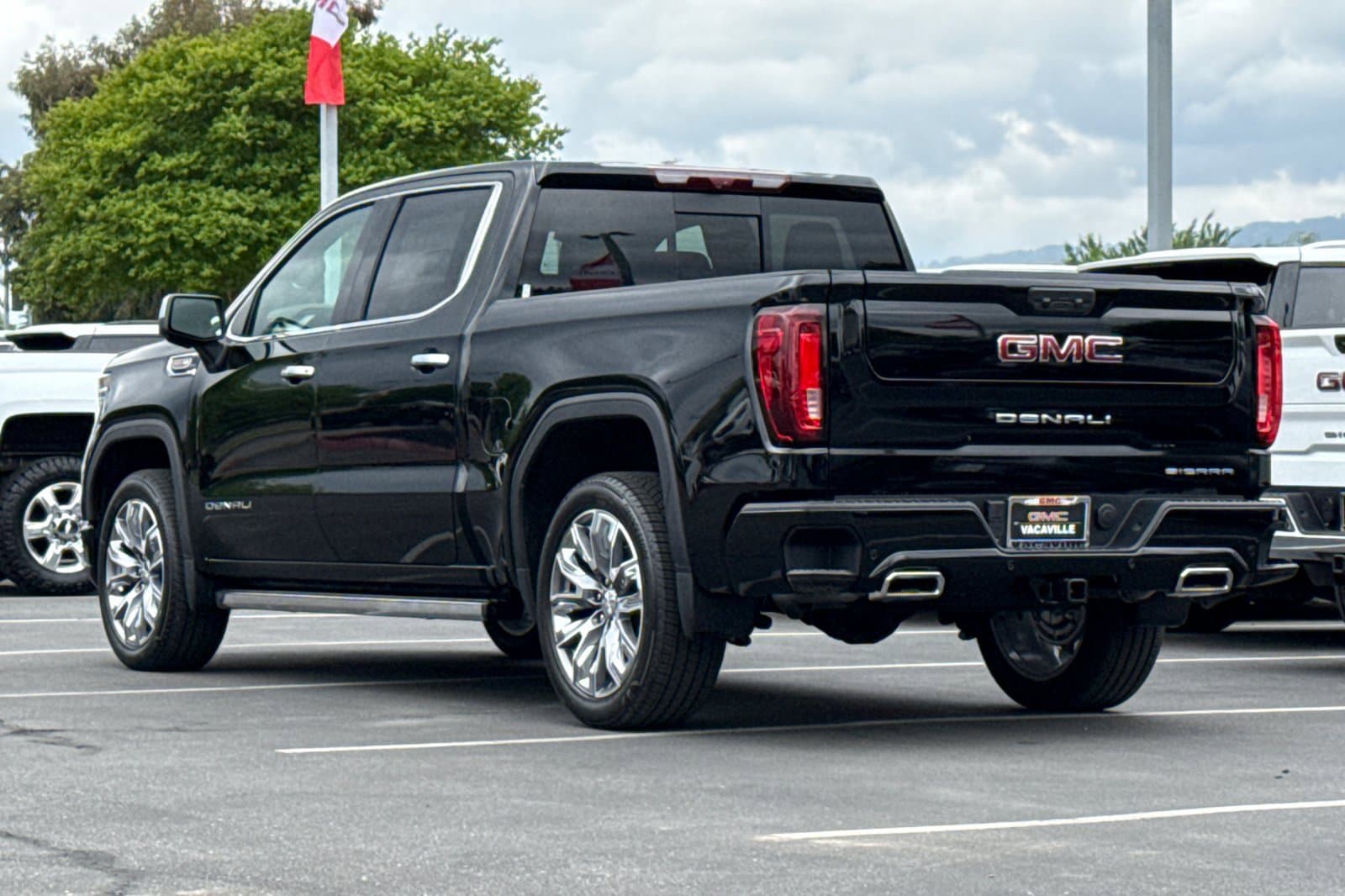 2026 GMC Sierra 1500 Denali photo 6
