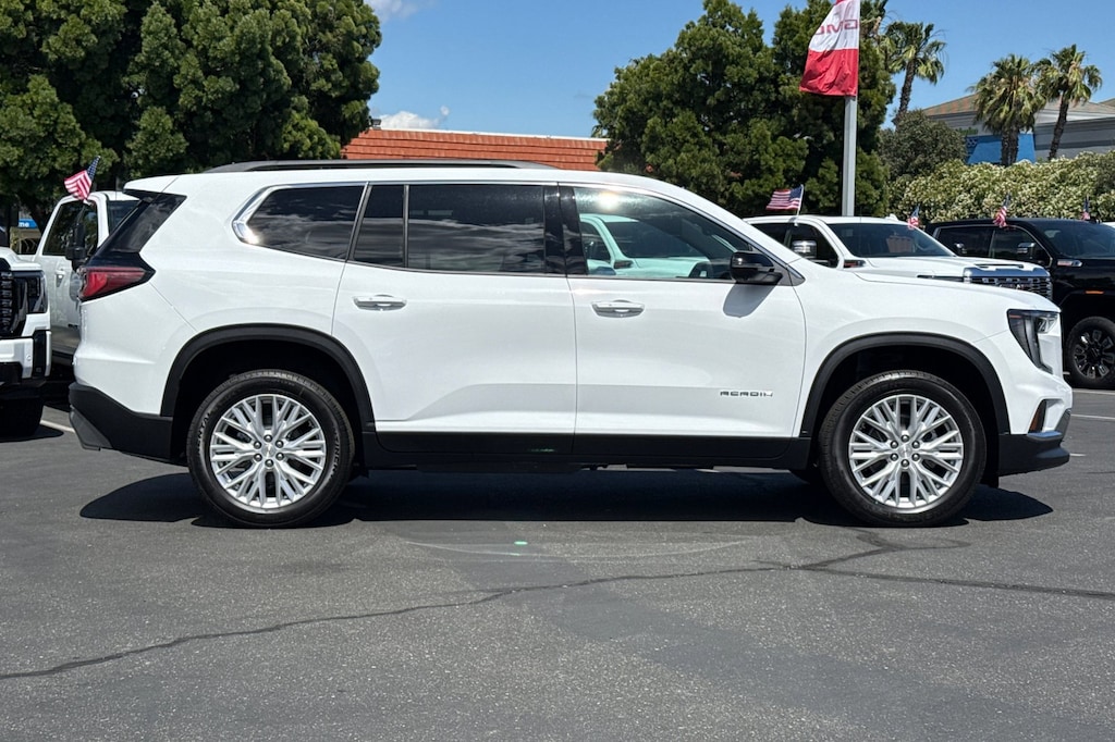 New 2026 GMC Acadia Elevation SUV
