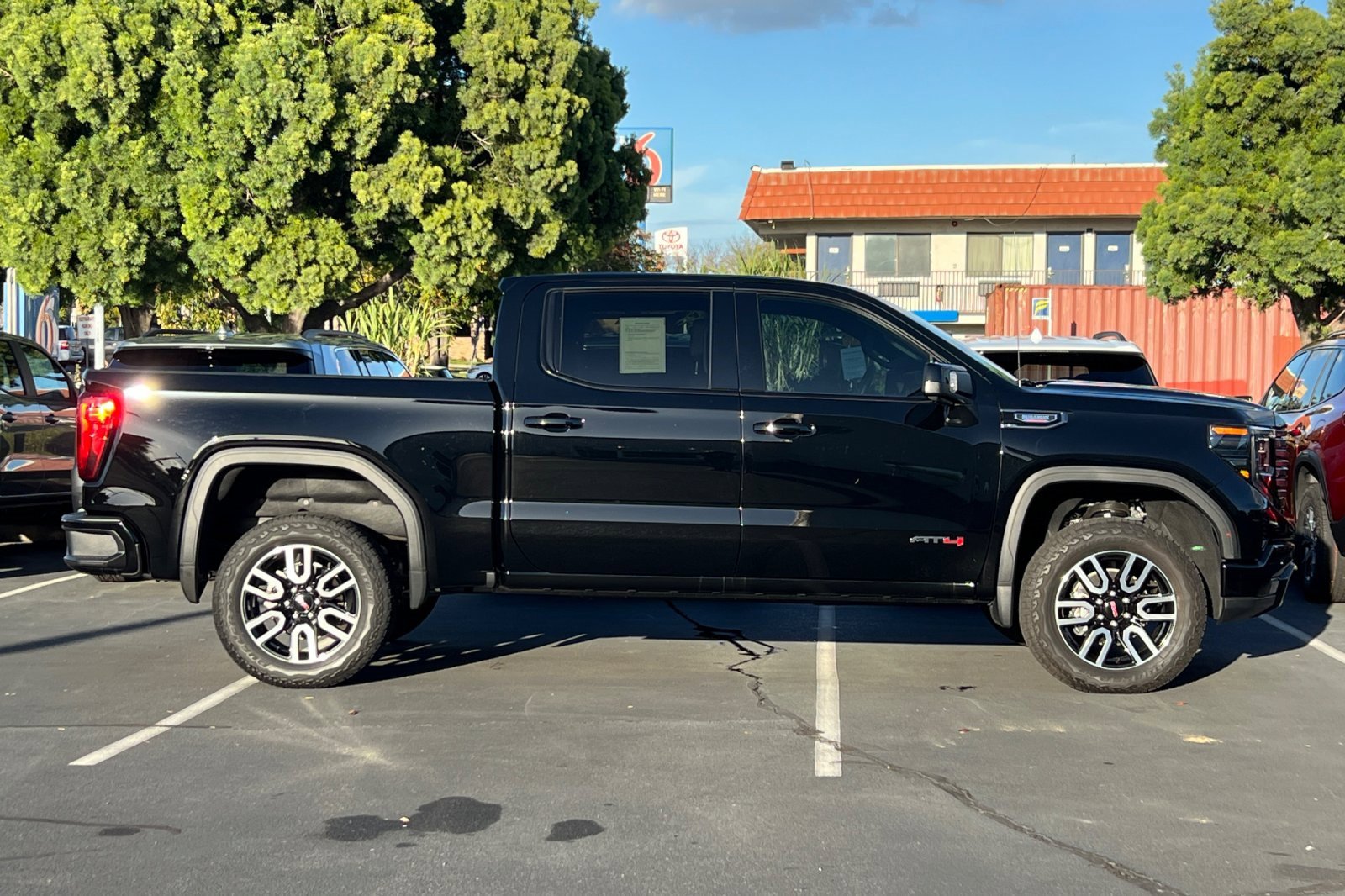 2025 Gmc Sierra 1500 AT4 photo 3