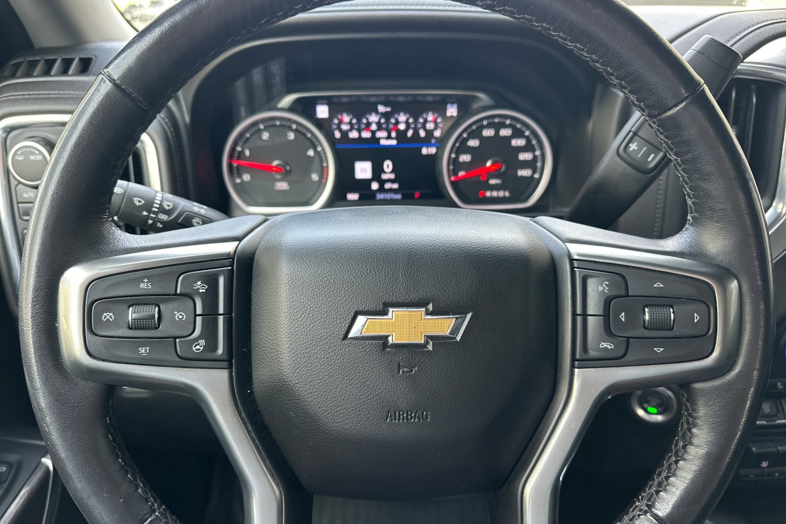 2022 Chevrolet Silverado 2500HD LTZ - Photo 28