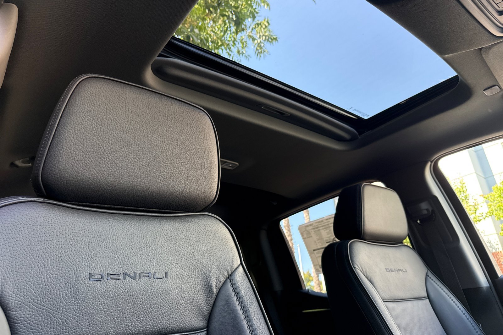 2026 GMC Sierra 1500 Denali - Photo 17