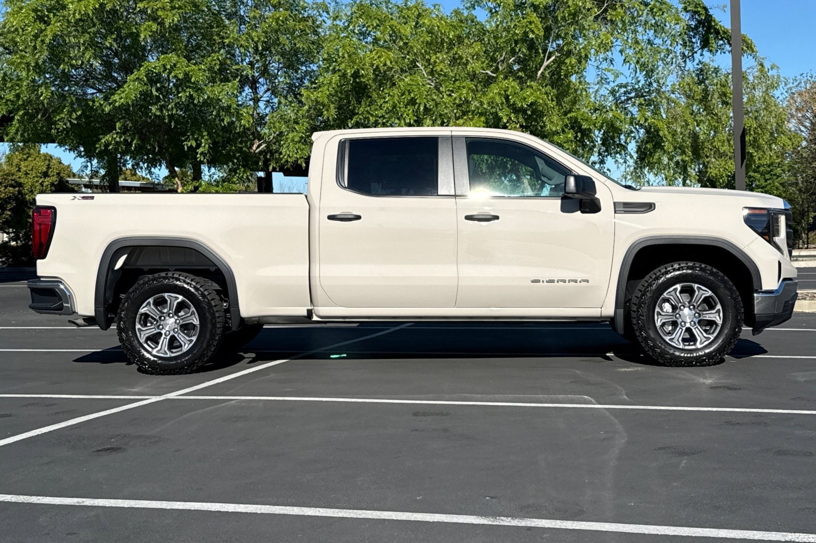 2026 GMC Sierra 1500 Pro photo 2