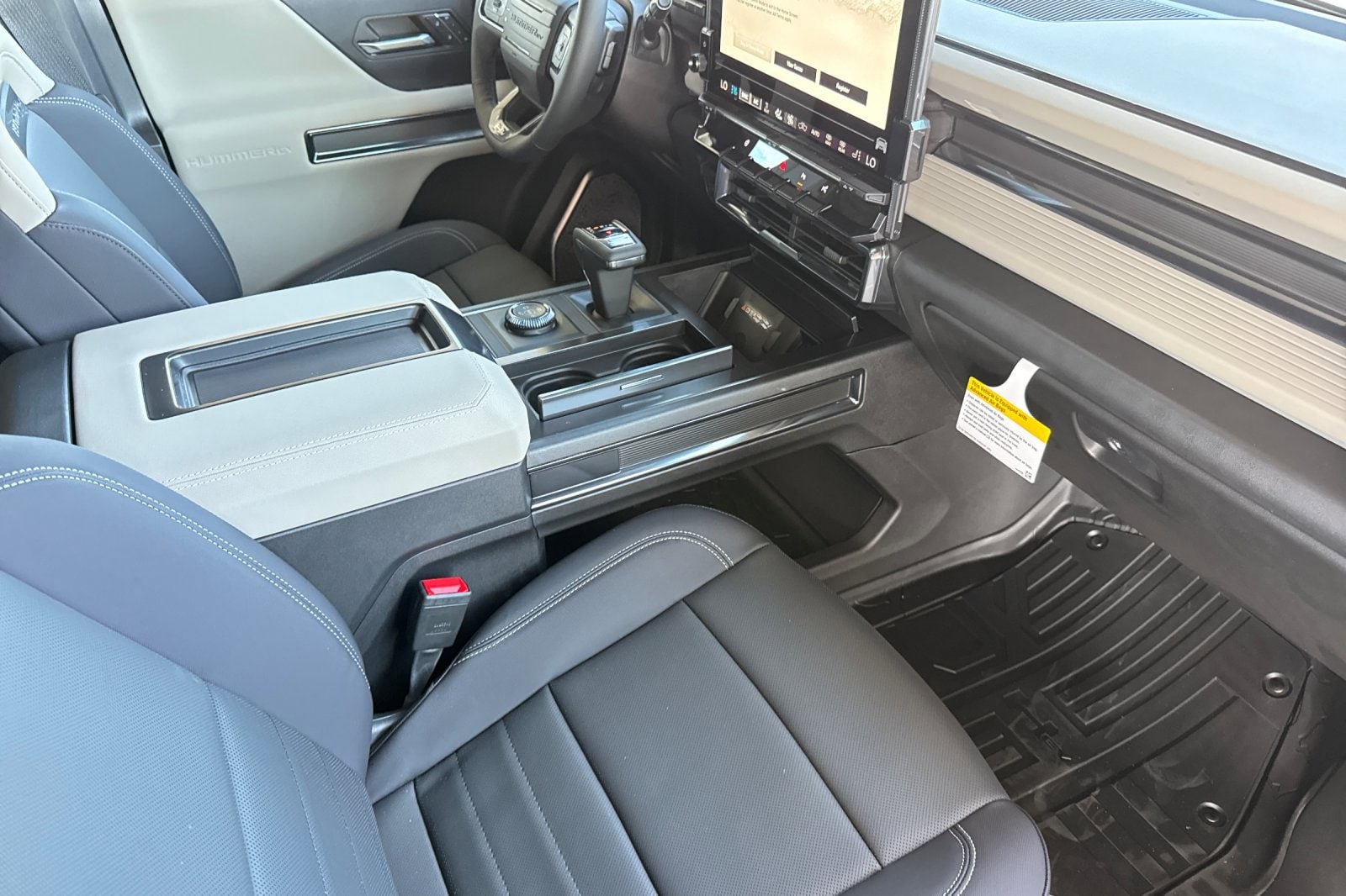 2026 GMC HUMMER EV 2X - Photo 16