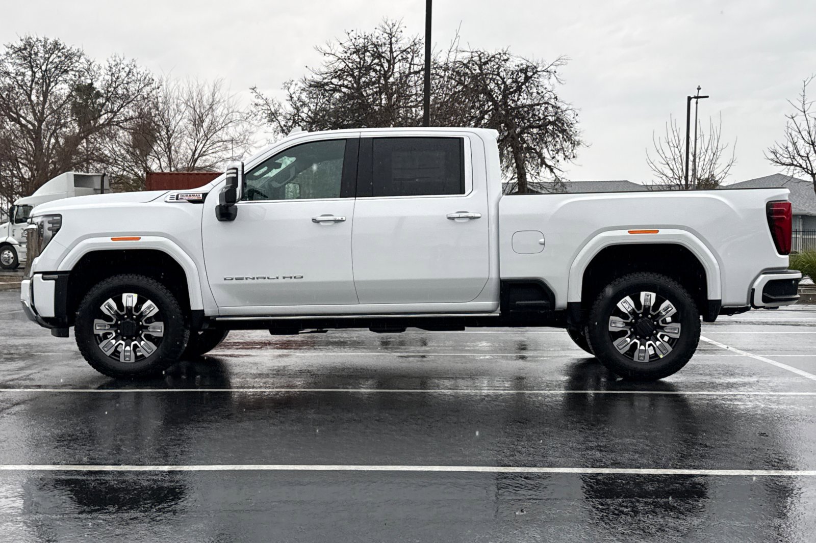 2026 GMC Sierra 2500 HD Denali photo 3