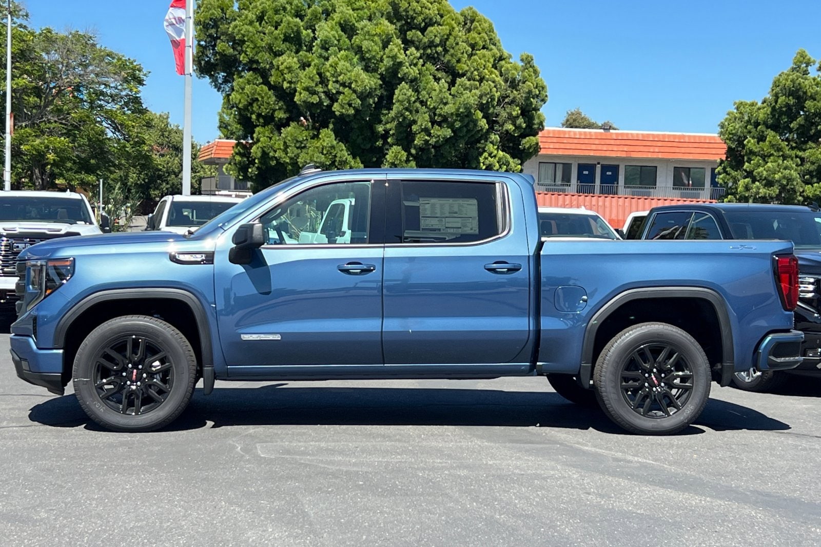 2026 GMC Sierra 1500 Elevation - Photo 8
