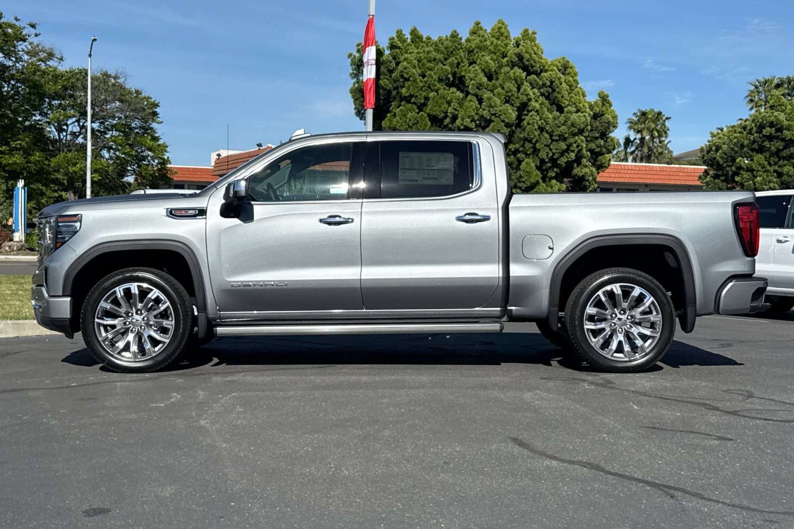 2026 GMC Sierra 1500 Denali photo 3