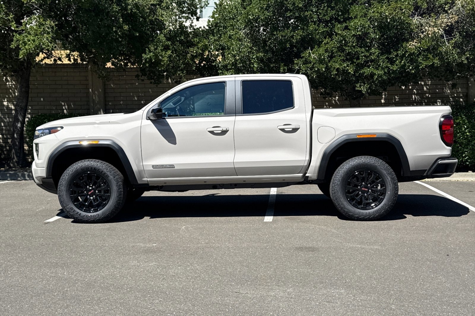 2026 GMC Canyon Elevation - Photo 8