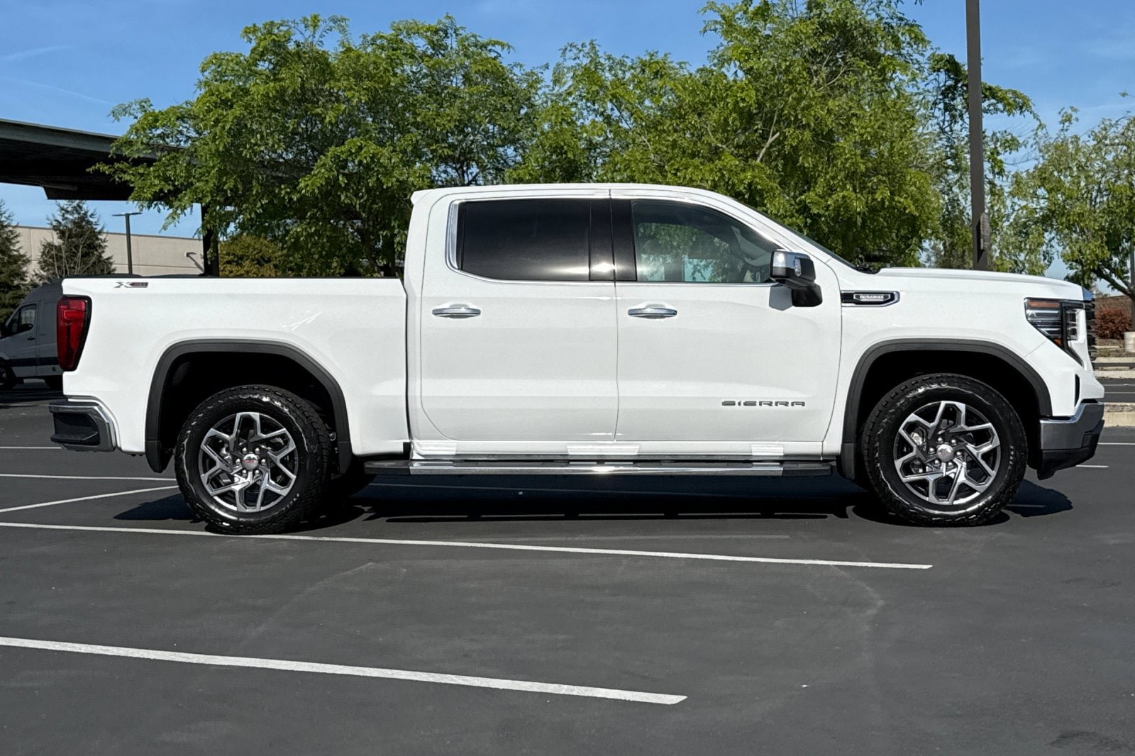 2026 GMC Sierra 1500 SLT photo 2