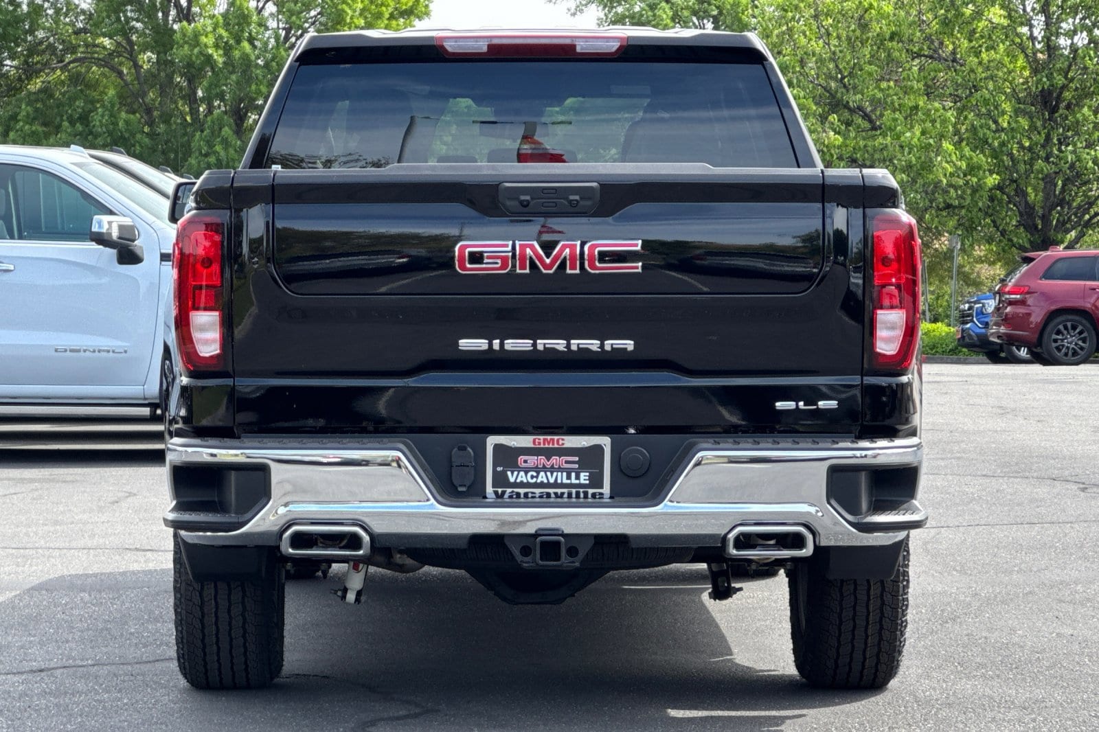 2026 GMC Sierra 1500 SLE photo 5
