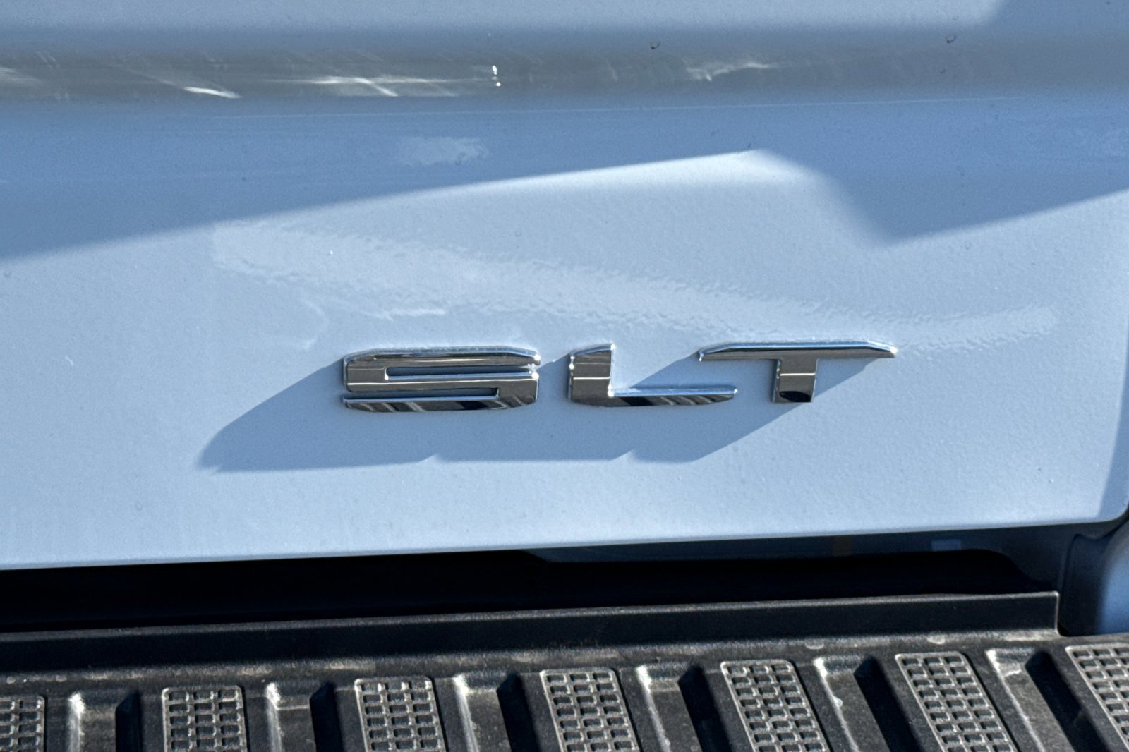 2026 GMC Sierra 1500 SLT - Photo 27