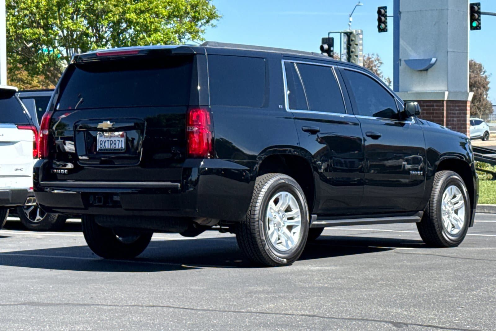 2019 Chevrolet Tahoe LT photo 4