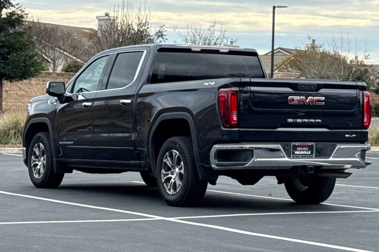 2025 GMC Sierra 1500 SLT photo 6