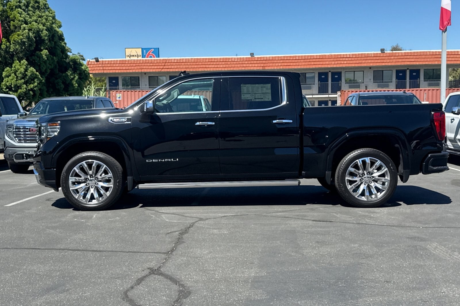 2026 GMC Sierra 1500 Denali - Photo 8