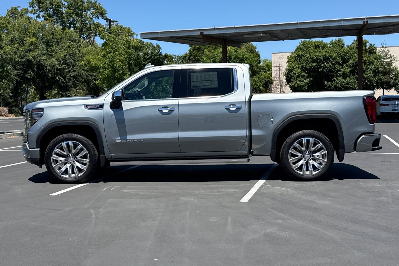 2026 GMC Sierra 1500 Denali - Photo 8