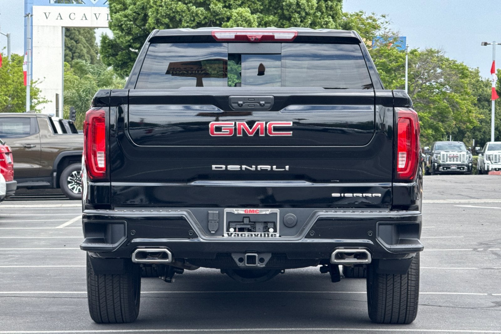 2026 GMC Sierra 1500 Denali photo 5