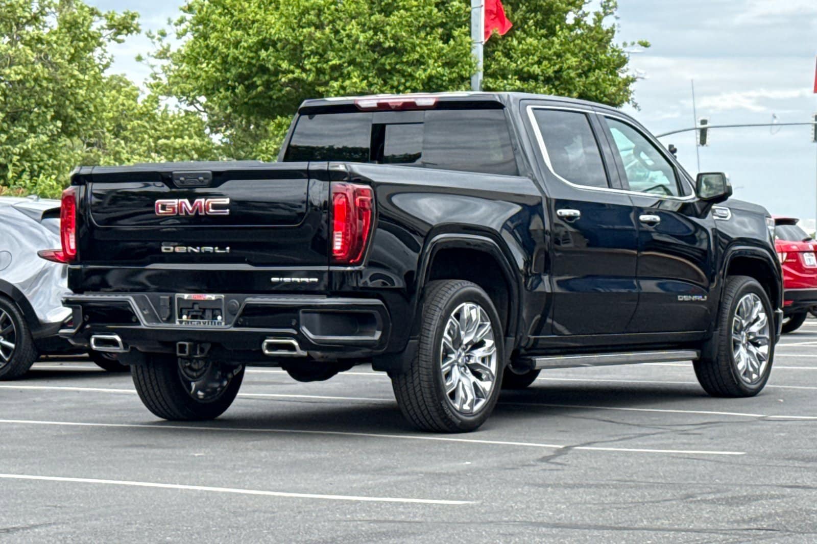 2026 GMC Sierra 1500 Denali photo 4