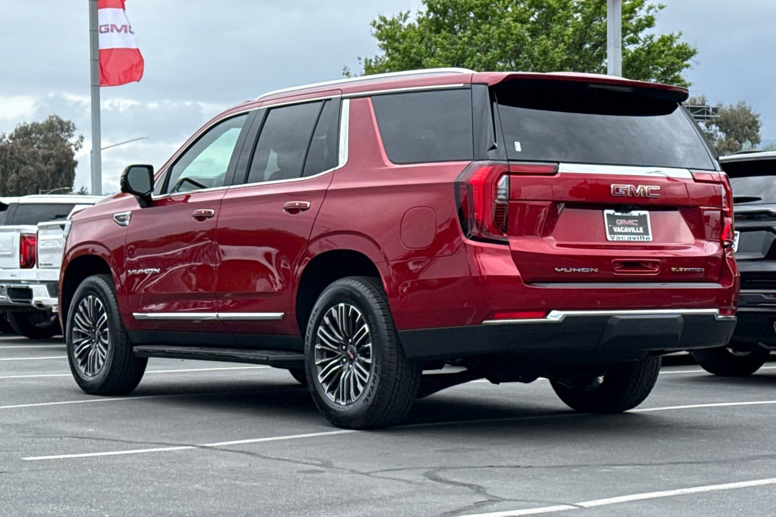 2026 GMC Yukon Elevation photo 6