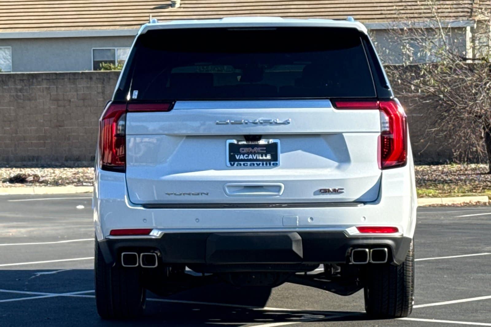 2026 GMC Yukon XL Denali photo 5
