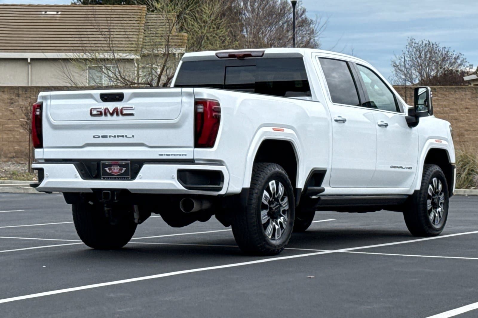 2026 GMC Sierra 2500 HD Denali photo 4