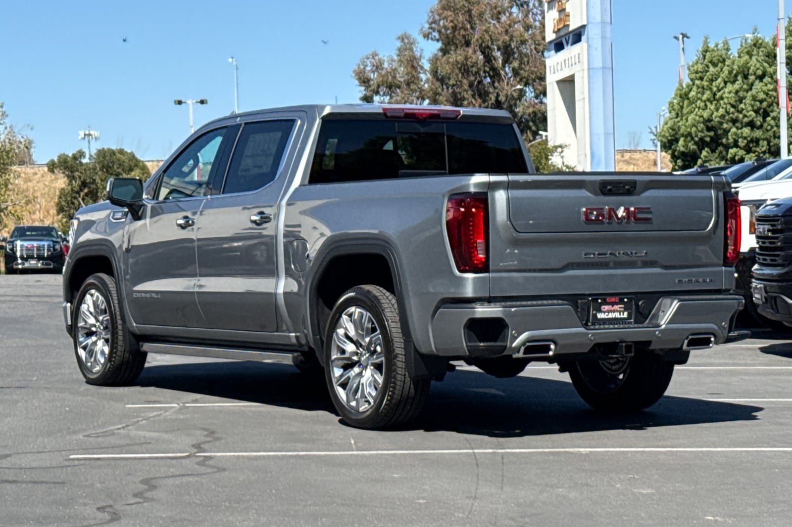 2026 GMC Sierra 1500 Denali - Photo 7