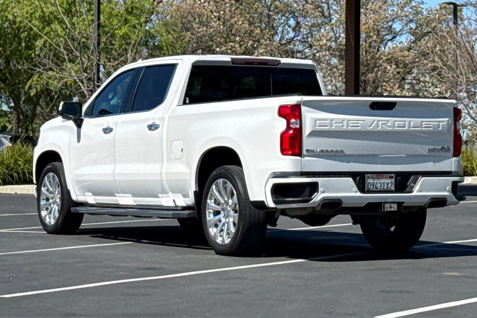 2019 Chevrolet Silverado 1500 High Country photo 6
