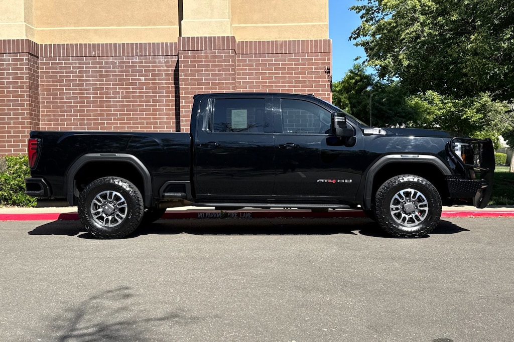 Used 2024 GMC Sierra 2500 HD AT4 Truck