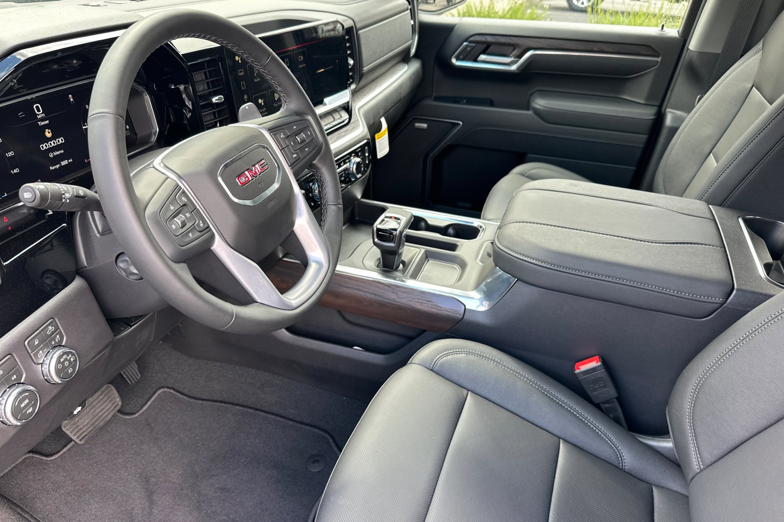 2026 GMC Sierra 1500 SLT - Photo 11