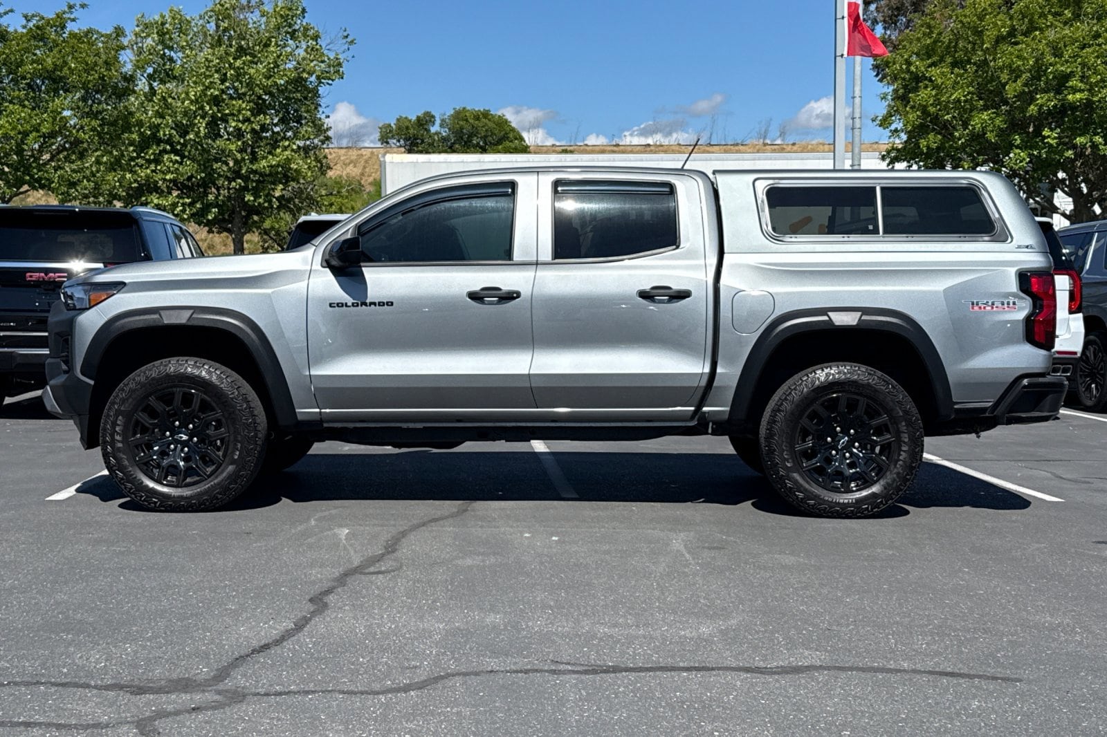 2024 Chevrolet Colorado Trail Boss photo 3