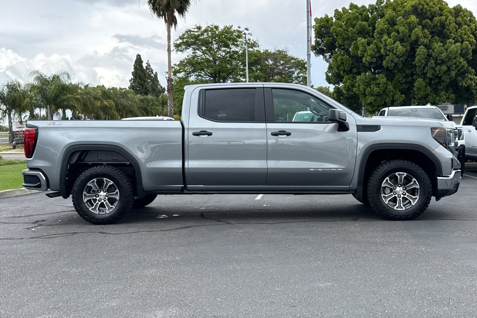 2026 GMC Sierra 1500 Pro photo 2
