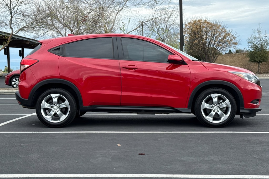Used 2018 Honda HR-V LX