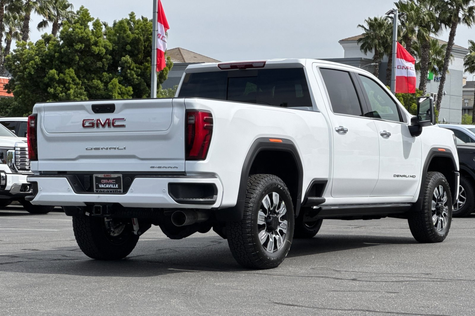 2026 GMC Sierra 2500 HD Denali photo 4