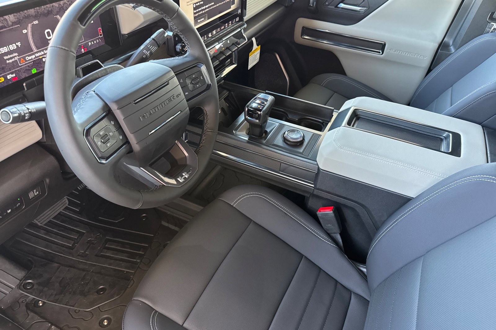 2026 GMC HUMMER EV 2X - Photo 11