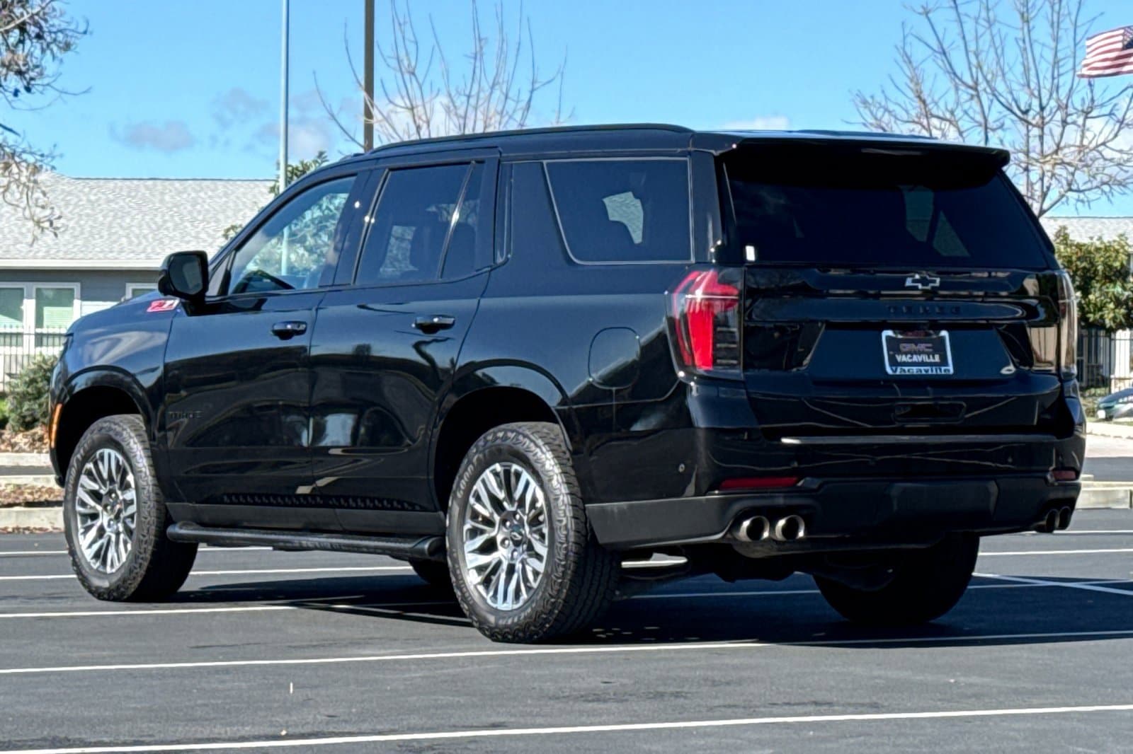 2025 Chevrolet Tahoe Z71 photo 6