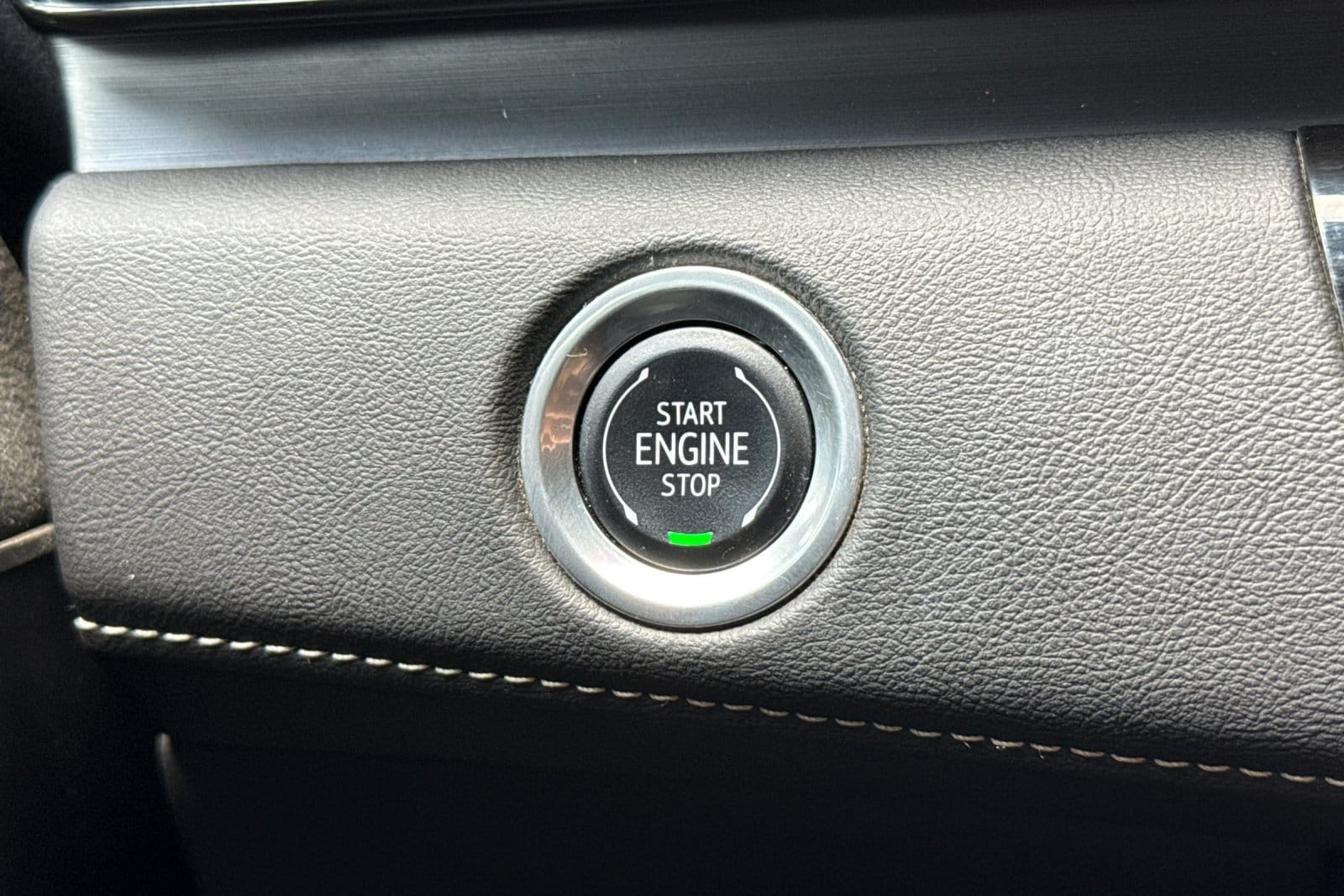 2024 Cadillac Escalade Sport - Photo 29
