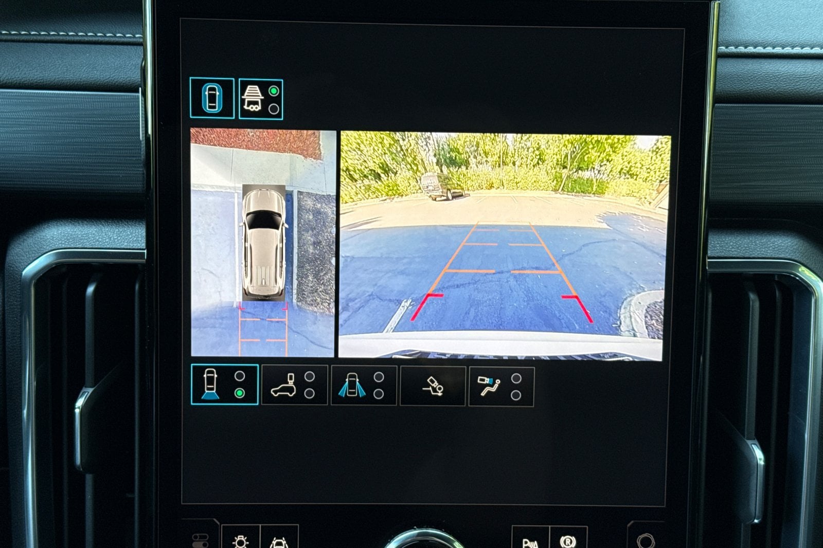 2027 GMC Acadia Elevation - Photo 21