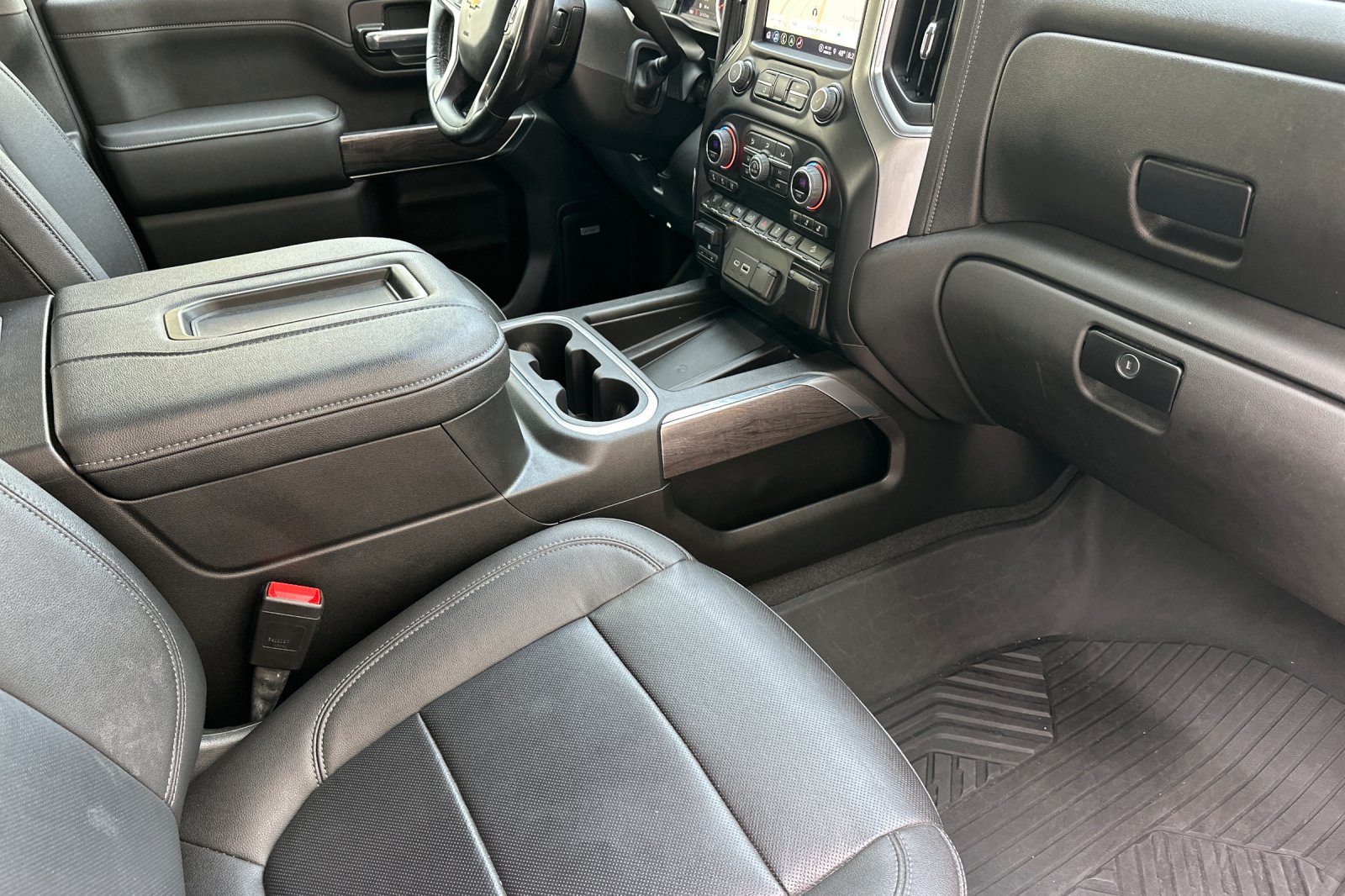 2022 Chevrolet Silverado 2500HD LTZ - Photo 18