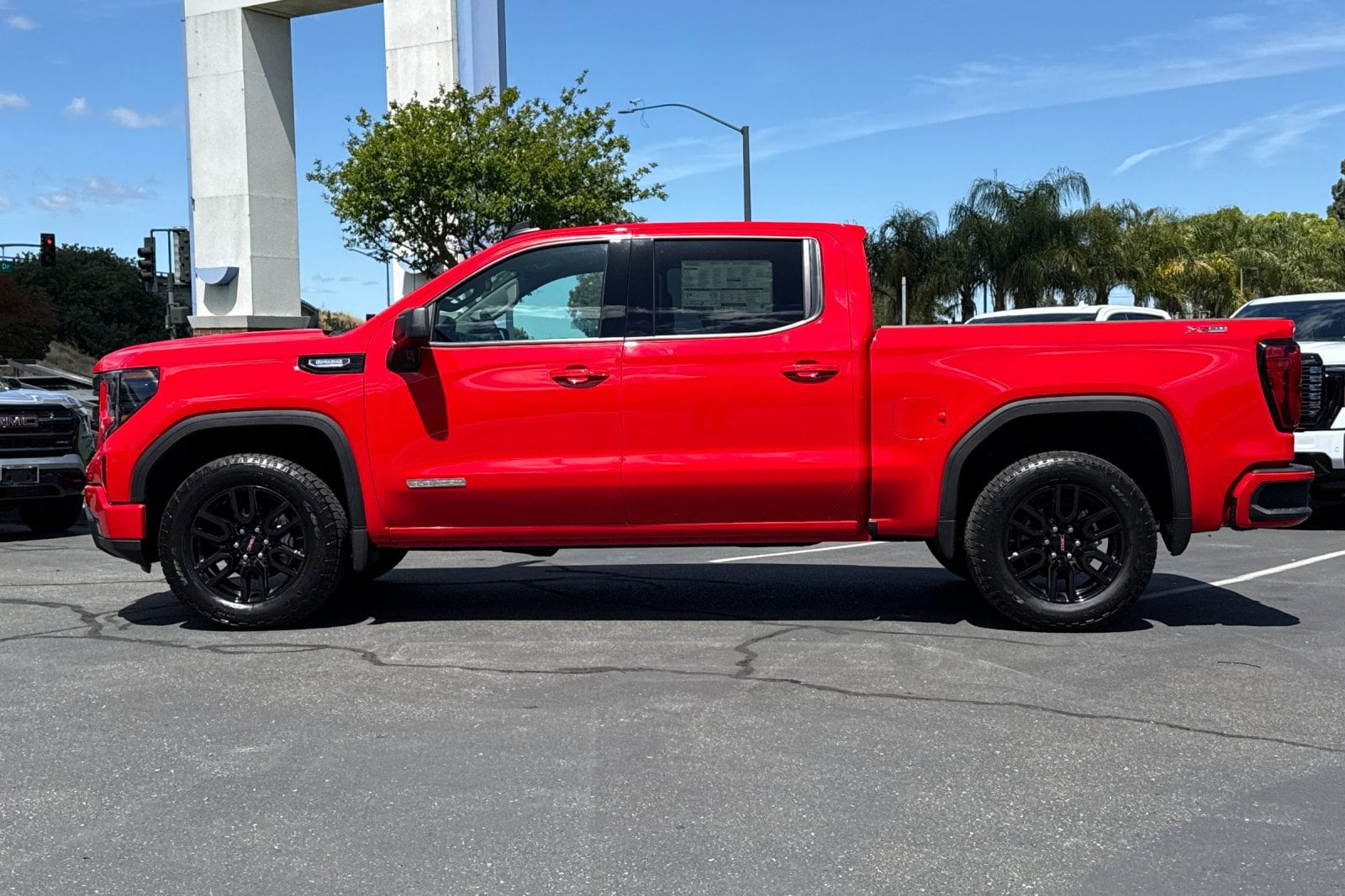 2026 GMC Sierra 1500 Elevation photo 3