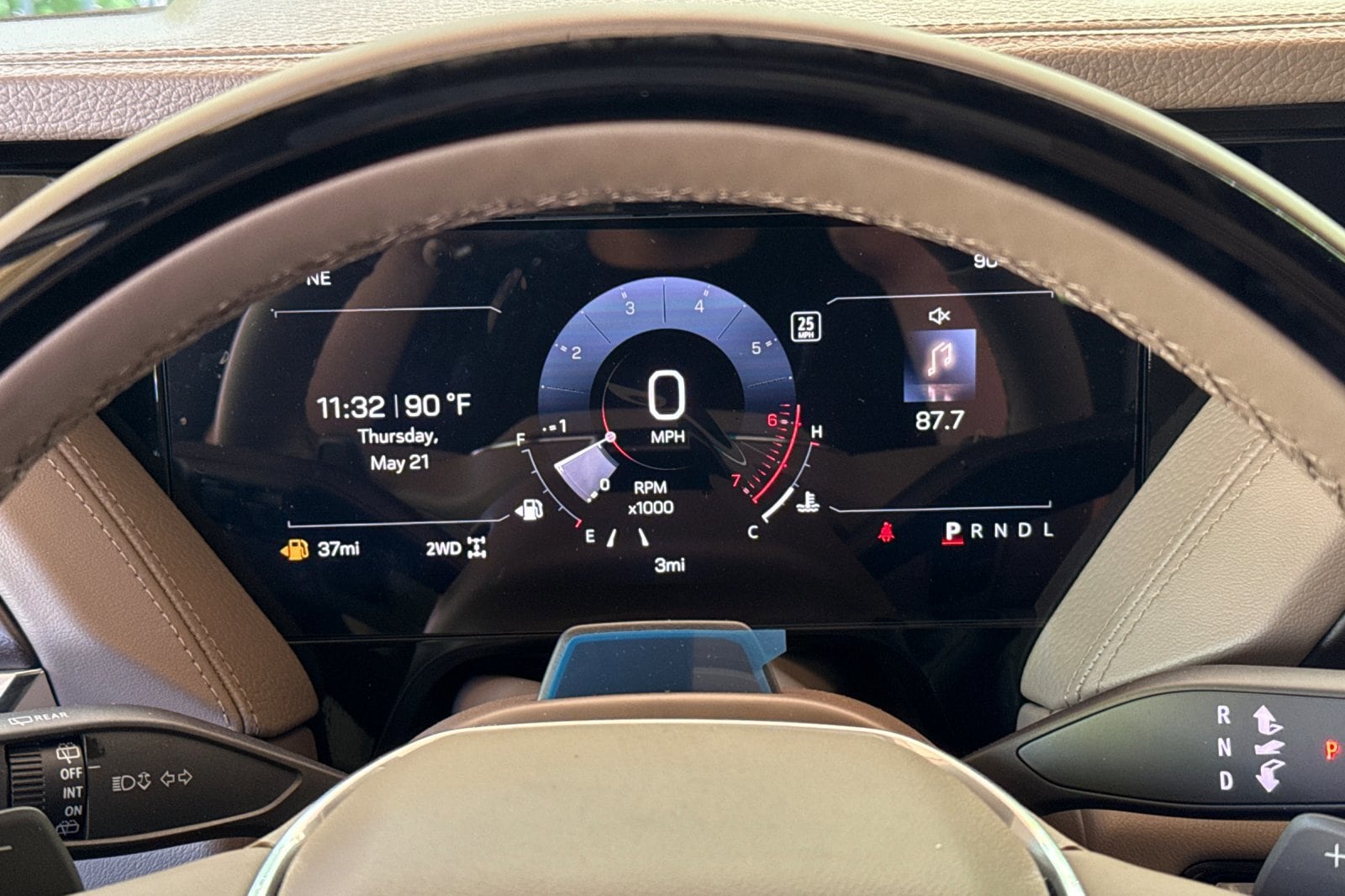 2026 GMC Yukon XL Denali - Photo 27