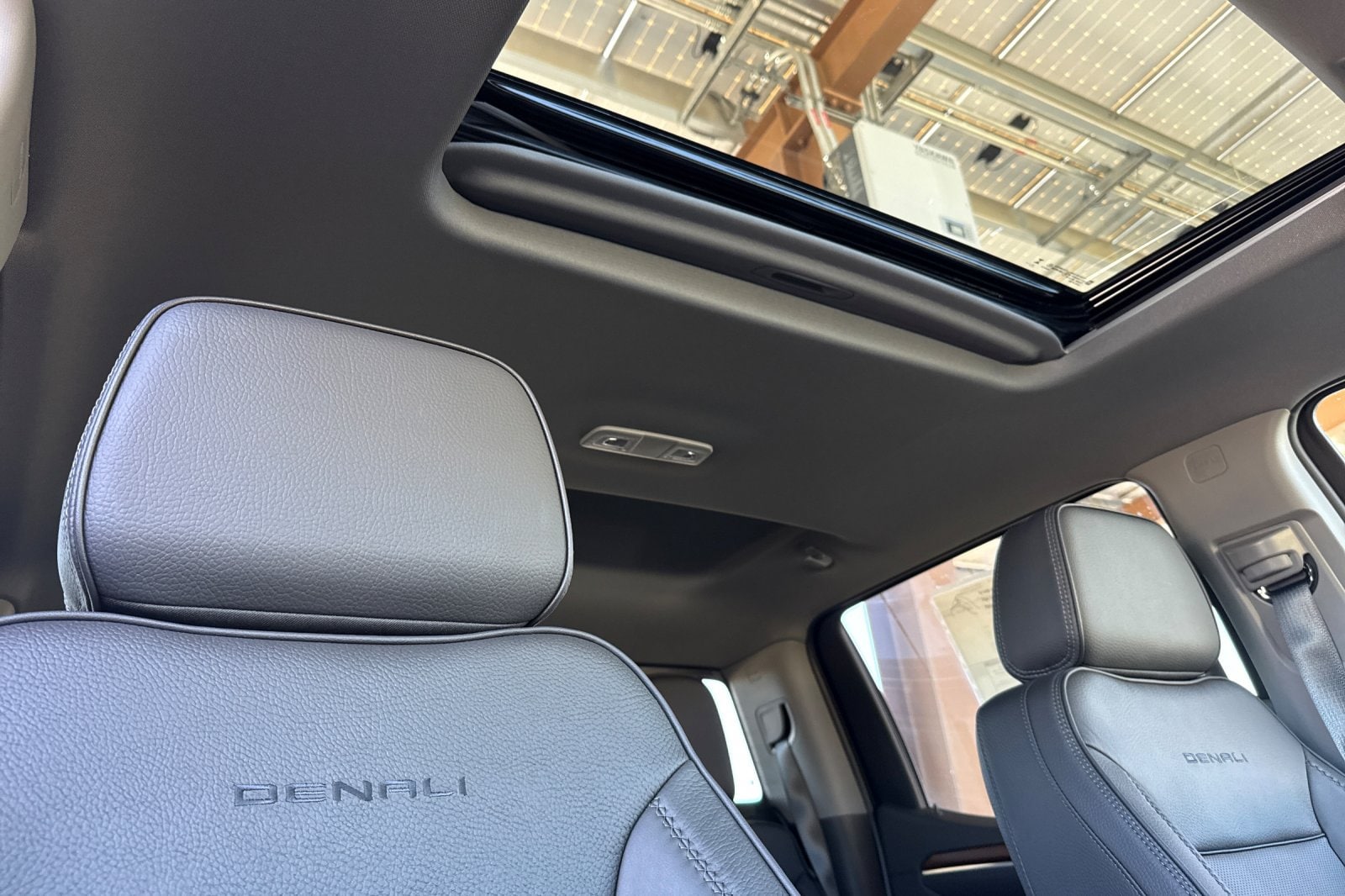 2026 GMC Sierra 1500 Denali - Photo 17