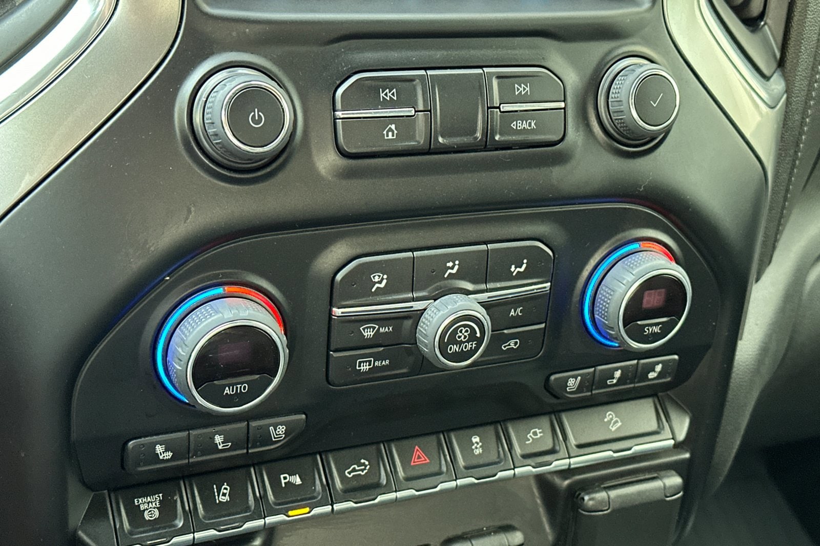2022 Chevrolet Silverado 2500HD LTZ - Photo 25