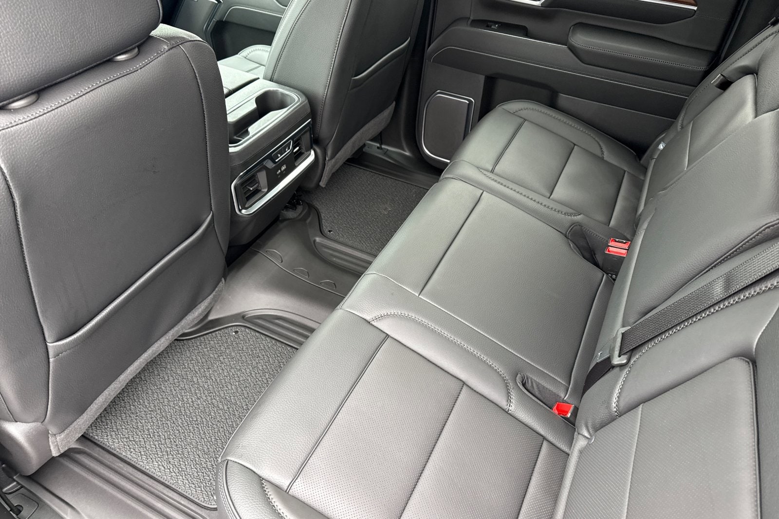 2026 GMC Sierra 2500HD Denali - Photo 13