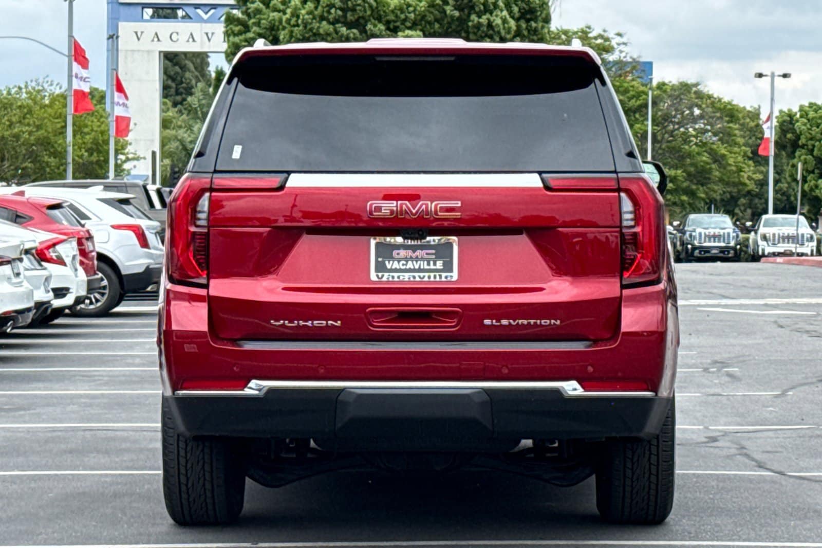 2026 GMC Yukon Elevation photo 5