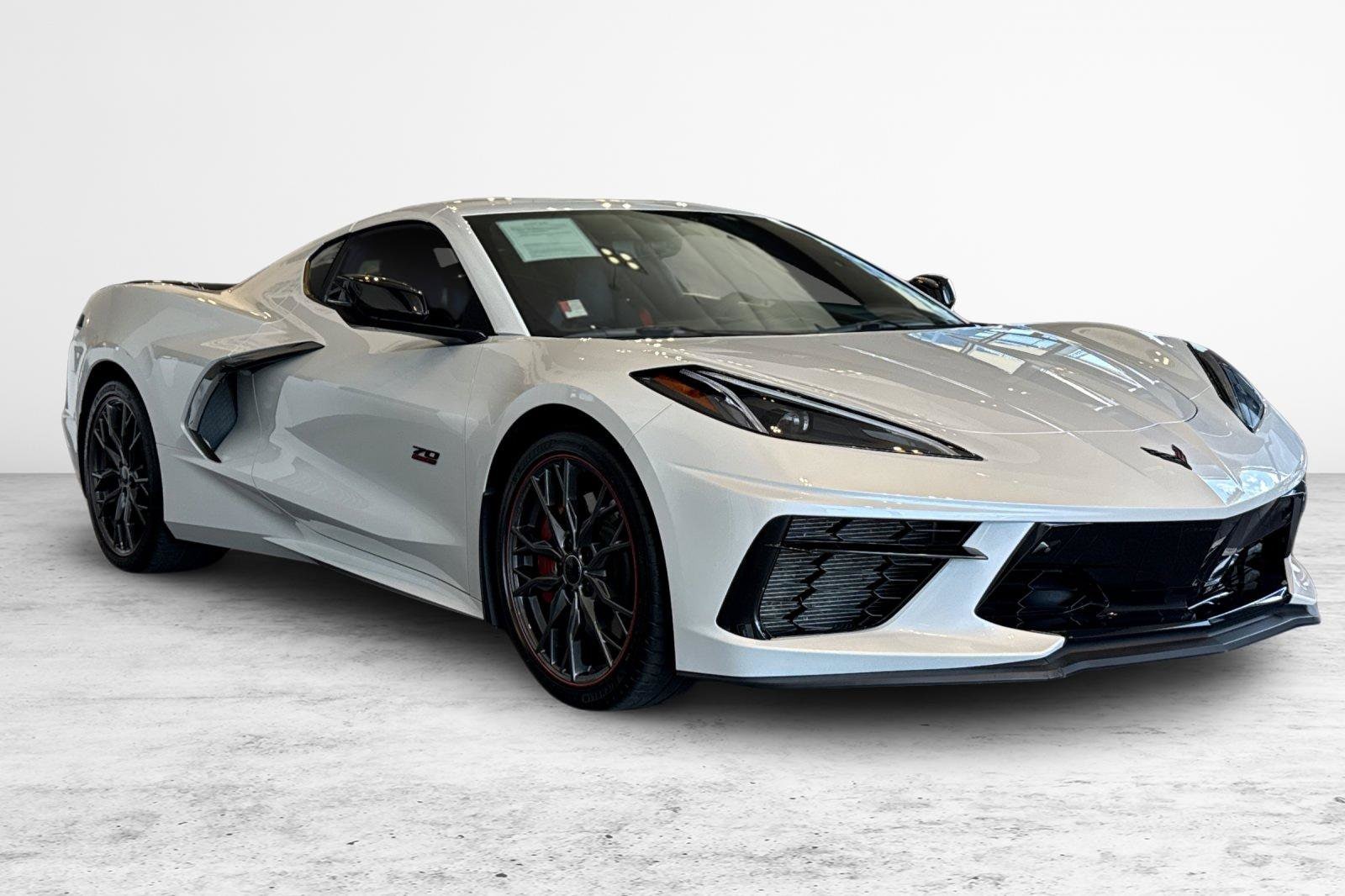 2023 Chevrolet Corvette 3LT - Photo 2